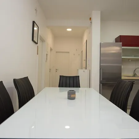 Apartment Miss Tina Trogir Exterior foto