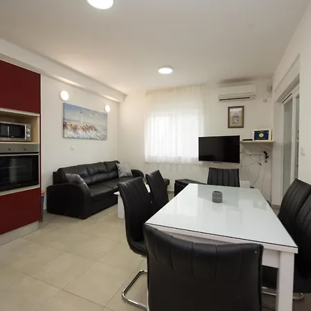 Apartment Miss Tina Trogir Exterior foto