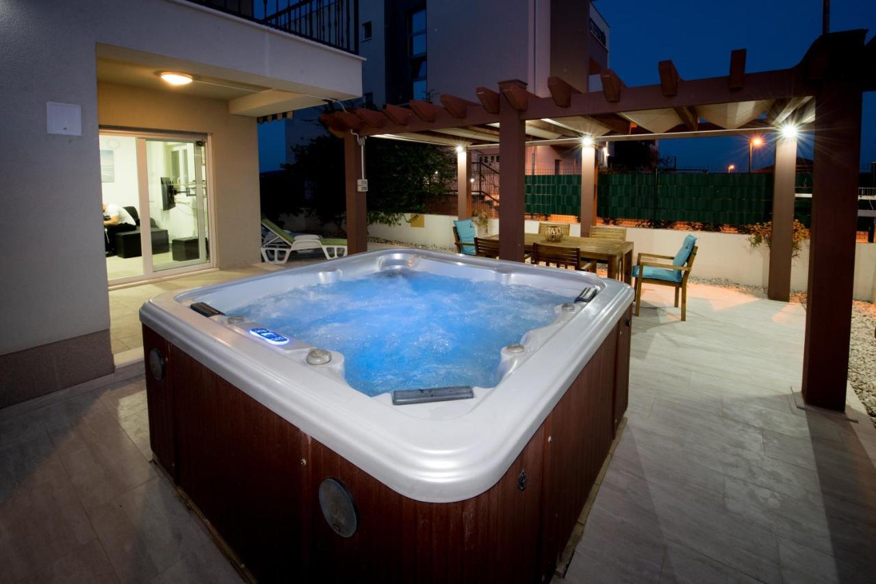 Apartment Miss Tina Trogir