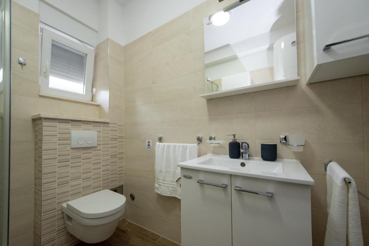 Apartment Miss Tina Trogir